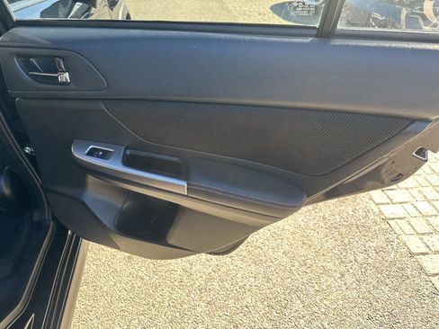 Used 2017 Subaru Crosstrek 2.0i Premium image 29