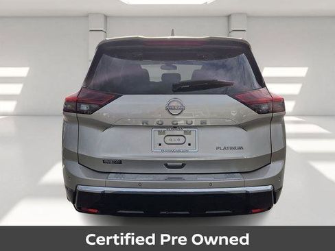 Used 2024 Nissan Rogue Platinum w/ Platinum Premium Package FWD image 4
