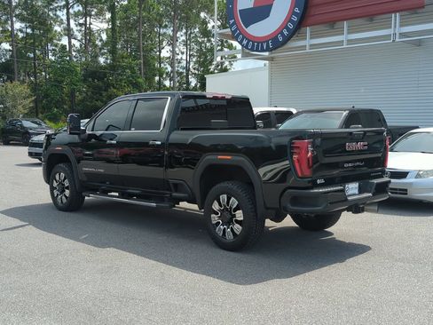 Used 2025 GMC Sierra 2500 Denali AWD/4WD image 4