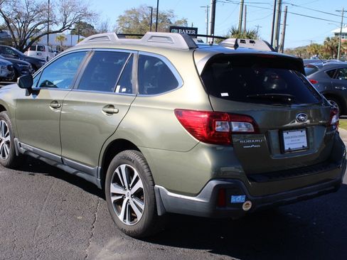 Used 2018 Subaru Outback 2.5i Limited image 13