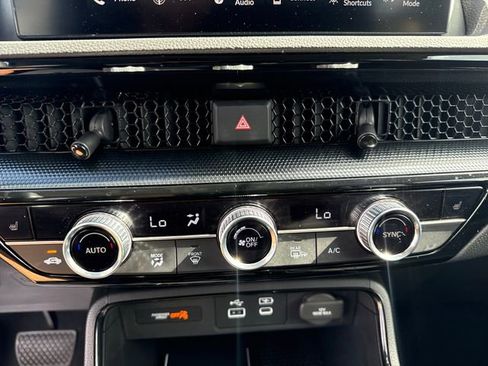 Used 2023 Honda CR-V EX-L image 9
