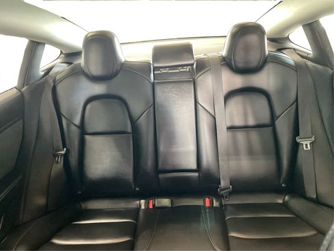Used 2019 Tesla Model 3 Long Range image 18
