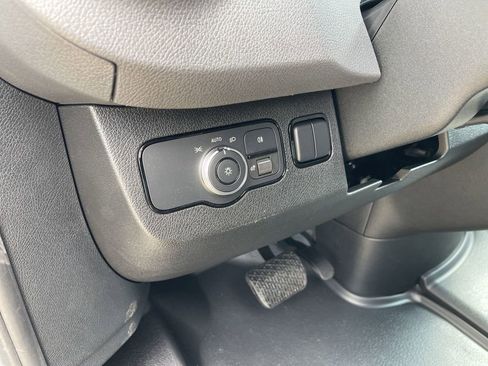 Used 2024 Mercedes-Benz Sprinter 2500 image 14