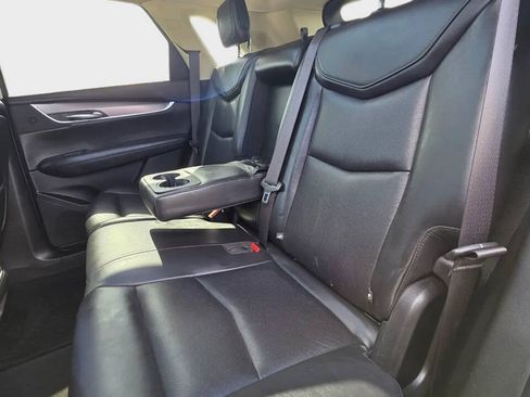 Used 2018 Cadillac XT5 Premium Luxury FWD image 13