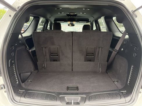Used 2025 Dodge Durango R/T w/ Blacktop Package AWD/4WD image 30