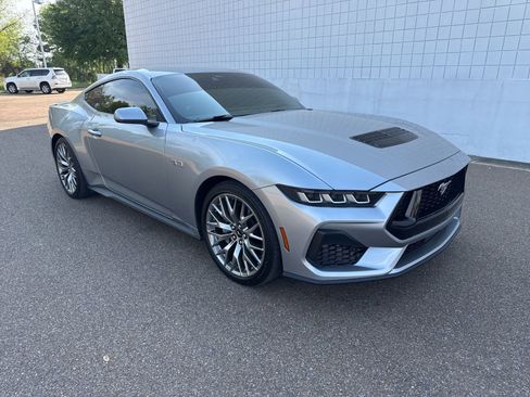 Used 2025 Ford Mustang GT Premium image 1