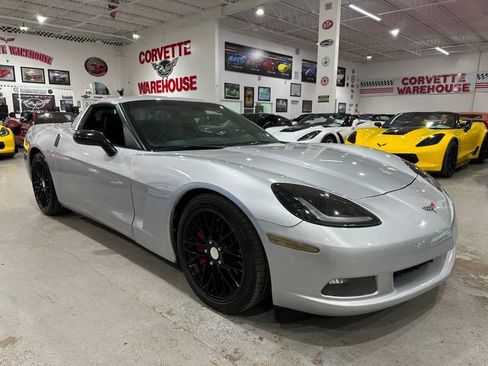 Used 2012 Chevrolet Corvette Coupe RWD image 5