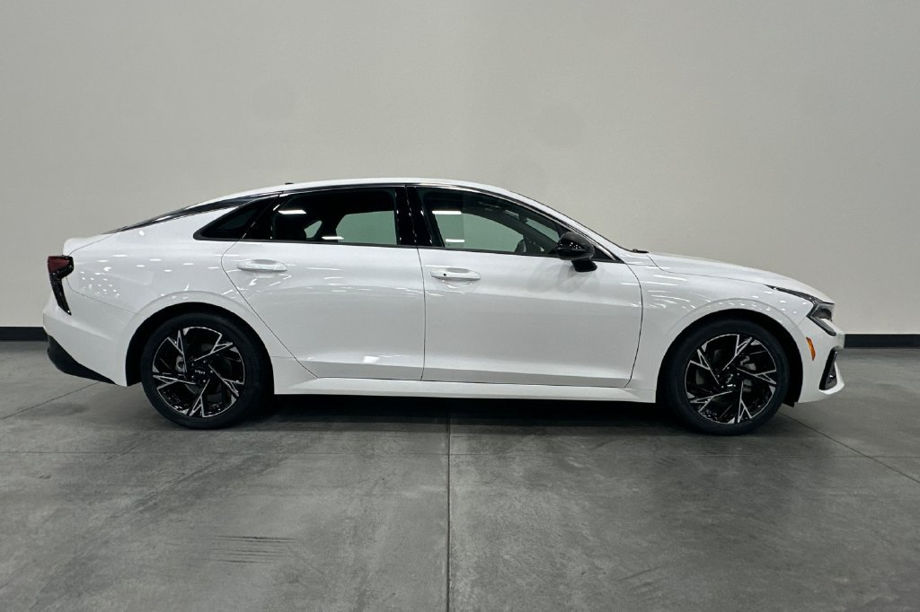 Used 2025 Kia K5 GT-Line w/ GT-Line Premium Package AWD/4WD image 3