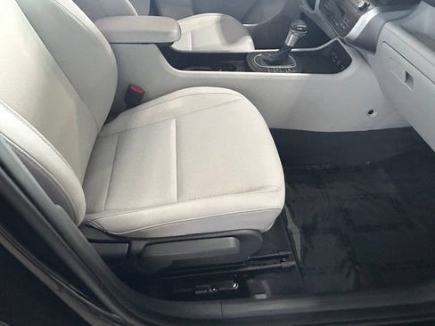 Used 2025 Hyundai Kona SEL FWD image 37