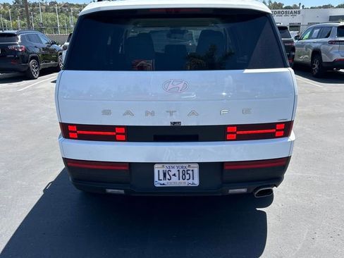 Used 2025 Hyundai Santa Fe SEL image 9