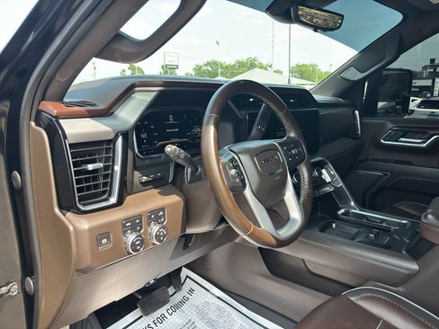 Certified 2024 GMC Sierra 3500 Denali w/ Denali Reserve Package AWD/4WD image 14