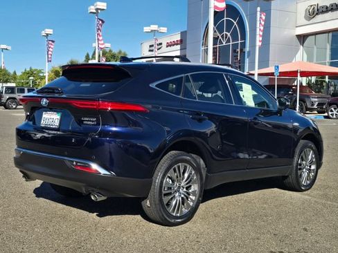Used 2021 Toyota Venza Limited AWD/4WD image 4