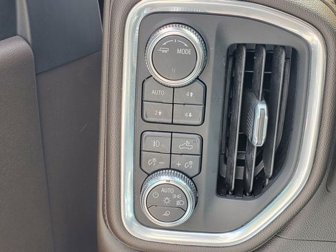 Used 2021 GMC Sierra 2500 Denali w/ Denali Ultimate Package AWD/4WD image 25