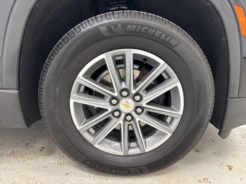 Used 2022 Chevrolet Traverse LT w/ LPO, 'HIT The Road' Package image 33