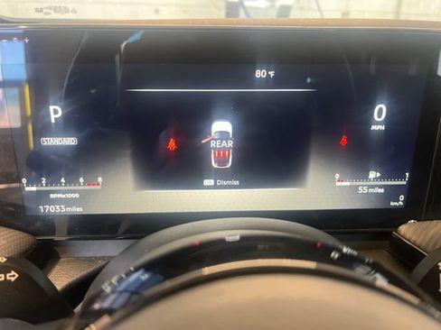 Used 2025 Nissan Kicks SR FWD image 12