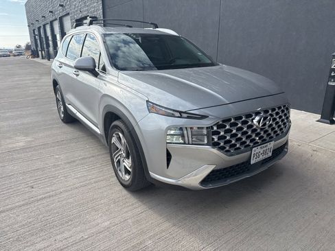 Used 2021 Hyundai Santa Fe SEL image 4