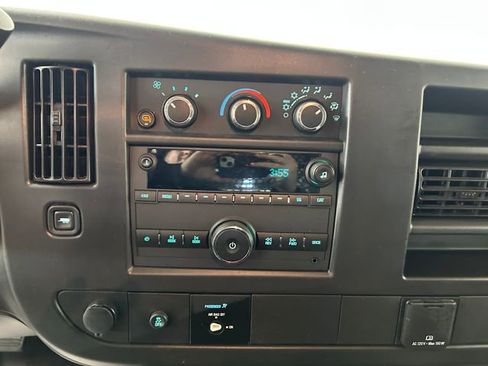 Used 2024 Chevrolet Express 2500 w/ Driver Convenience Package image 21