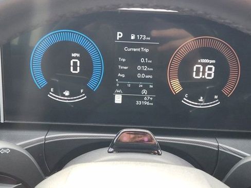 Used 2025 Hyundai Santa Fe SEL image 7