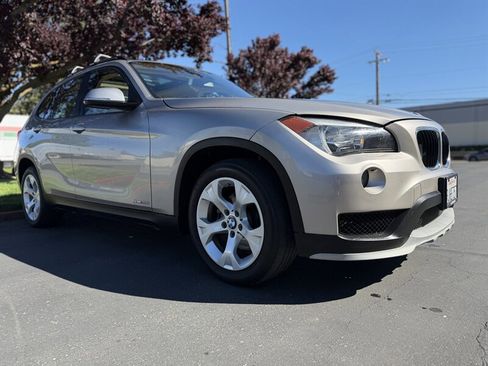 Used 2015 BMW X1 sDrive28i image 2