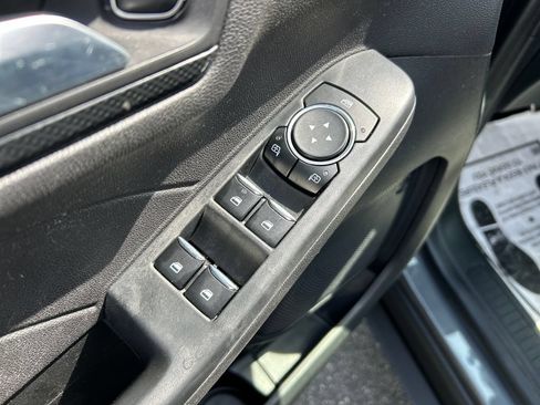 Used 2023 Ford Escape ST-Line w/ Tech Pack #1 FWD image 13