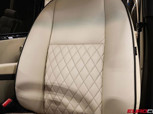 Used 2022 Mercedes-Benz Sprinter 2500 image 36