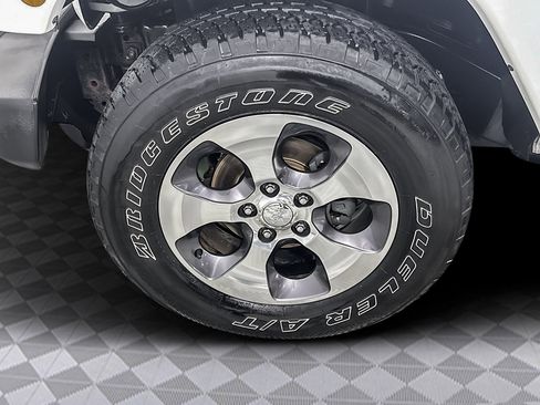 Used 2016 Jeep Wrangler Unlimited Sahara w/ Connectivity Group image 36