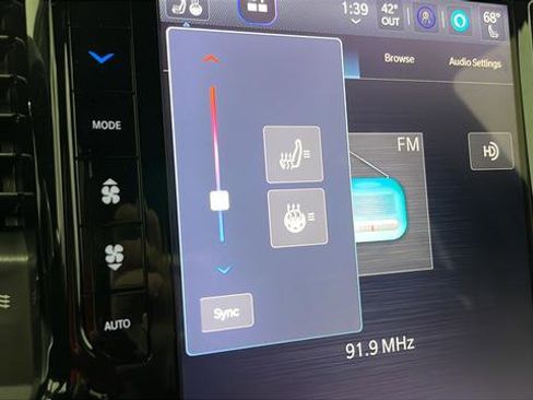 New 2026 RAM 1500 4x4 Crew Cab image 29
