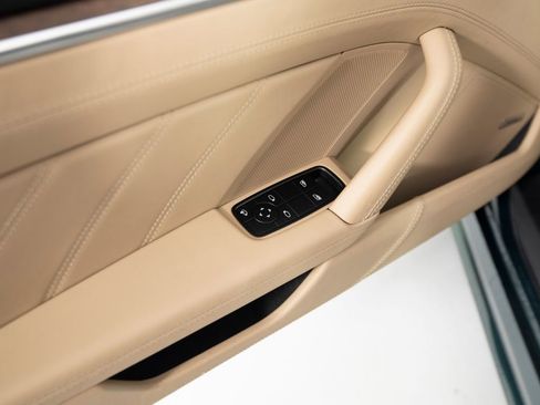 Used 2022 Porsche 911 Turbo S image 13