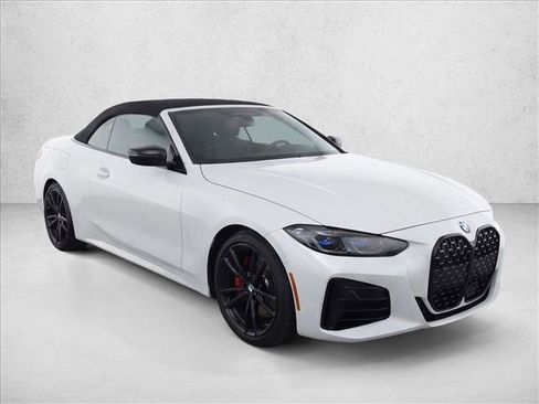 Certified 2023 BMW 440i xDrive Convertible w/ Premium Package image 3