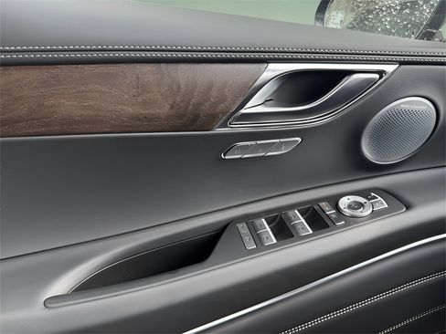 New 2025 Genesis GV80 2.5T Prestige image 19