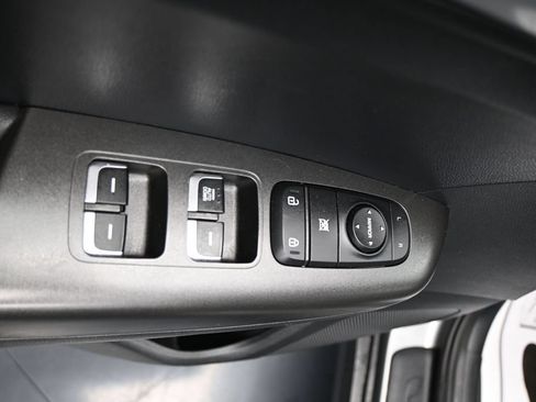 Used 2022 Kia Sportage LX AWD/4WD image 11