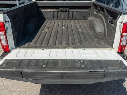 Used 2022 Ford F250 Lariat w/ Lariat Value Package AWD/4WD image 10