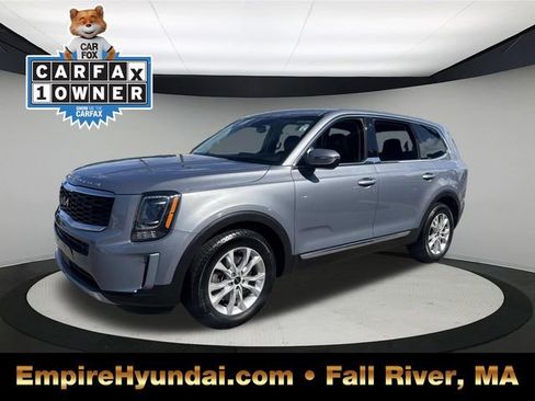 Used 2022 Kia Telluride LX image 1