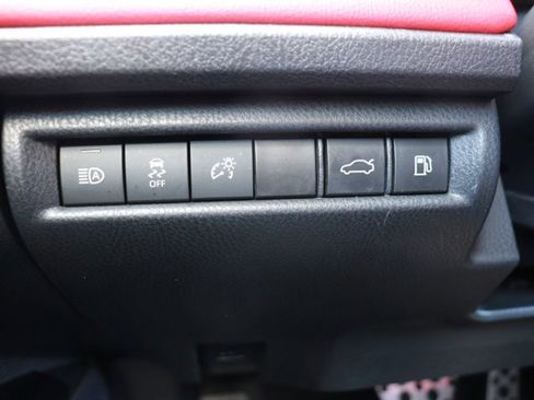 Used 2025 Toyota Camry XSE image 27