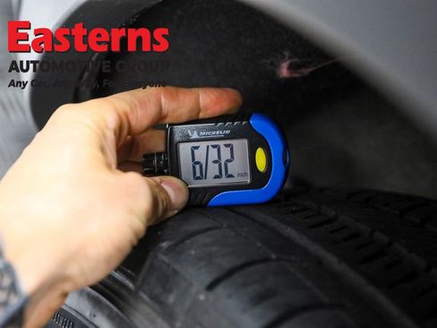 Used 2022 Nissan Pathfinder SL image 28