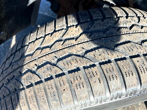 Used 2012 Chevrolet Avalanche LT image 30