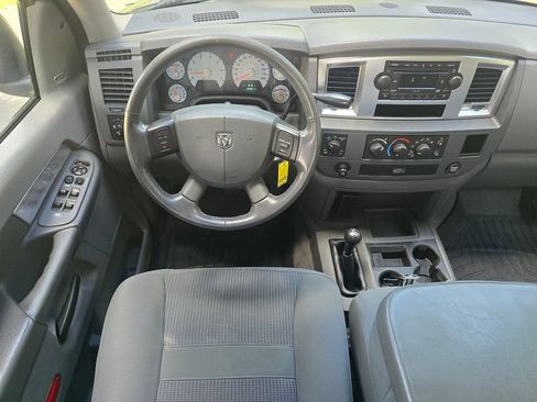 Used 2007 Dodge Ram 2500 Truck SLT AWD/4WD image 11
