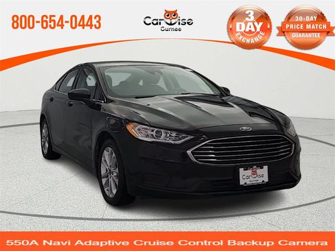 Used 2020 Ford Fusion SE image 1
