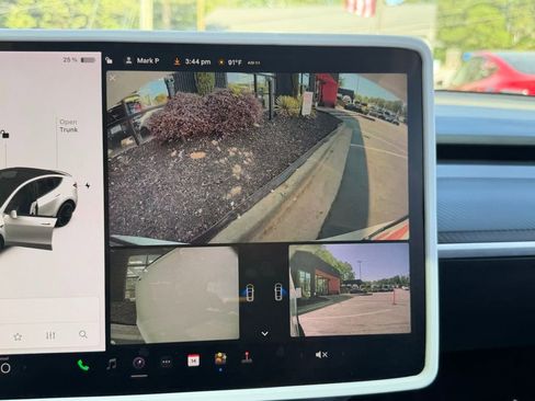 Used 2022 Tesla Model Y Performance image 47