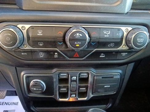 Used 2021 Jeep Wrangler Unlimited Sport w/ Technology Group image 22