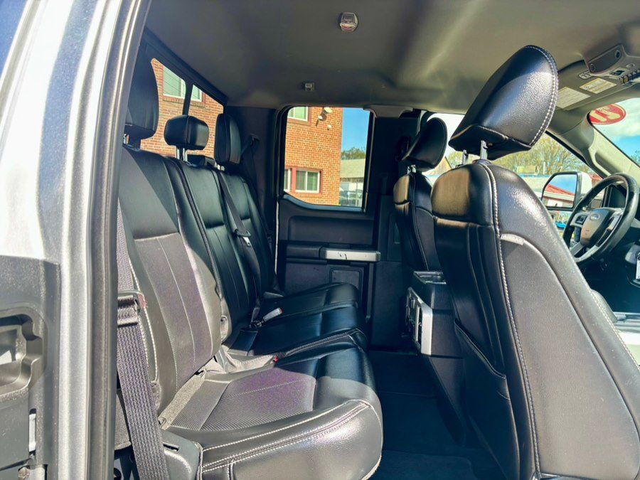 Used 2021 Ford F350 Lariat w/ Lariat Value Package AWD/4WD image 28
