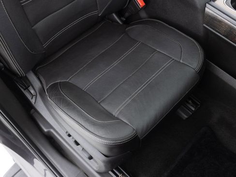 Used 2016 GMC Sierra 1500 Denali w/ Enhanced Driver Alert Package image 29