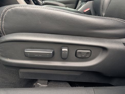 Used 2016 Honda Accord Sport image 13