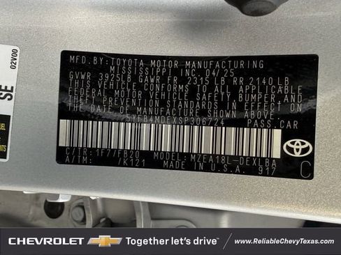 Used 2025 Toyota Corolla LE FWD image 32