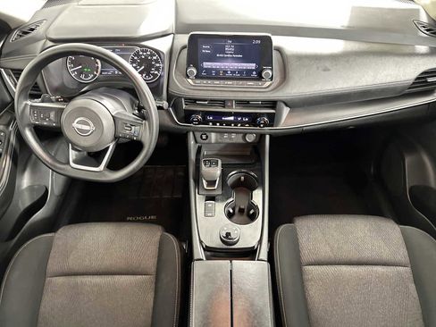 Used 2024 Nissan Rogue SV image 15