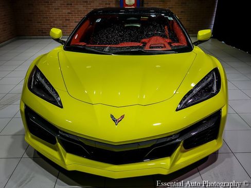 Used 2024 Chevrolet Corvette Z06 RWD image 6