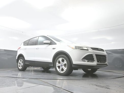 Used 2013 Ford Escape SE image 23