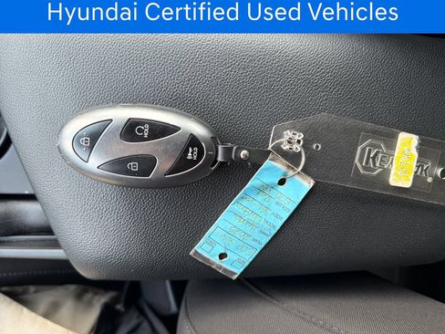 Certified 2025 Hyundai Elantra Sport FWD image 33
