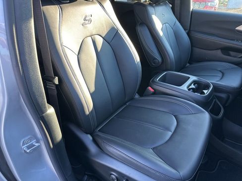 New 2026 Chrysler Pacifica Select image 52