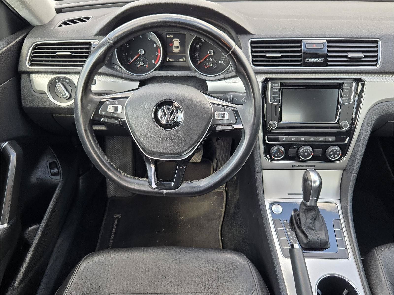 Used 2019 Volkswagen Passat 2.0T Wolfsburg FWD image 24
